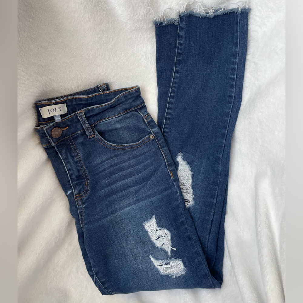 🛍️ Ripped Stretchy Skinny Jeans - Juniors size 7